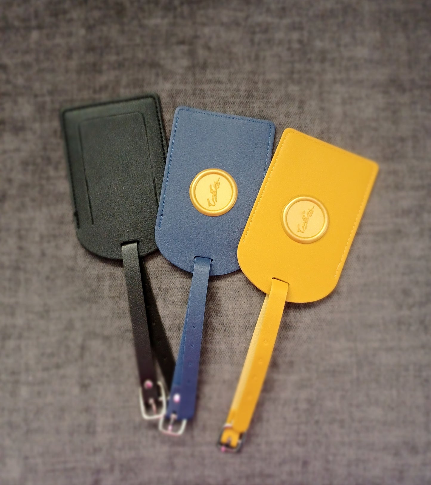 Luggage Tags (round top edge)